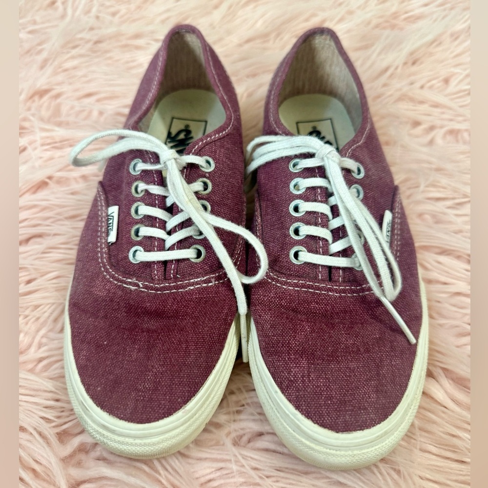 VANS Purple Low-Top Lace-up Off the Wall Skate Sneakers